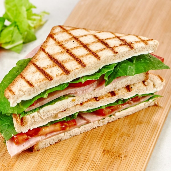 Сэндвич с ветчиной