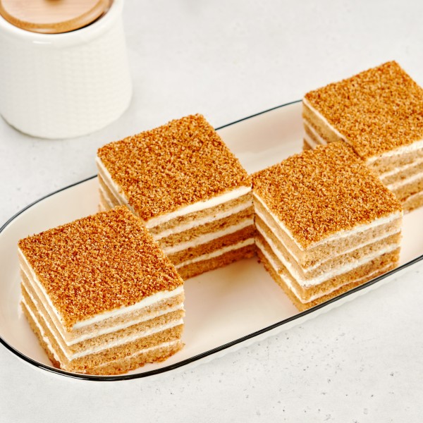 Торт Медовик Домашний на четверых Торт Медовик Домашний на четверых